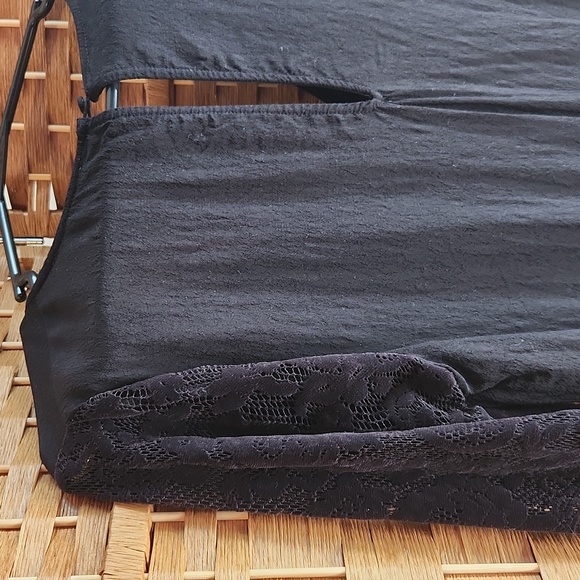 Forever21, Women's Sexy Little Black Romper with Velvet-Like lace sleeves Sz aS - Picture 5 of 11